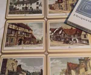 Set of six placemats