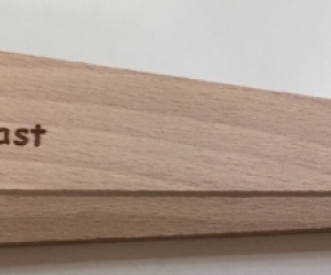 Wooden toaster tongs