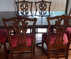 Dining table and 8 dining chairs