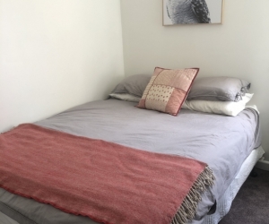 Queen size mattress & base