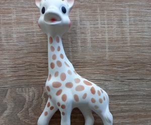 Sophie the giraffe chew toy