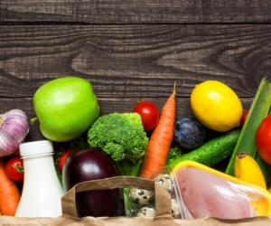 FREE: FREE GROCERIES