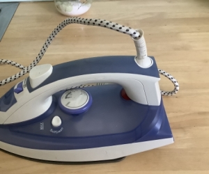 Steam iron