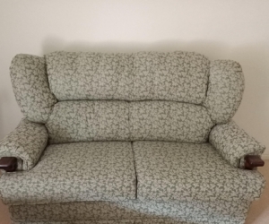 FREE LOUNGE SUITE AND 2 RECLINERS