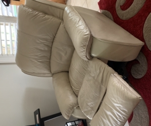 Leather lounge set, 3 seater with recliners plus 2 individual recliners
