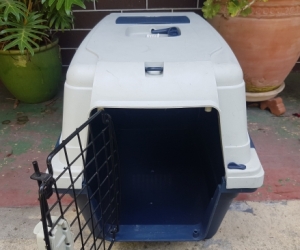 Large cat carry cage