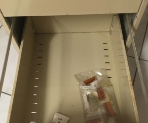 2 drawer filing Cabinet