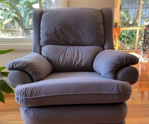 Lounge suite