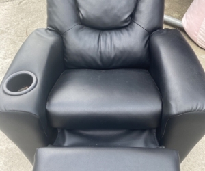 Child recliner chair