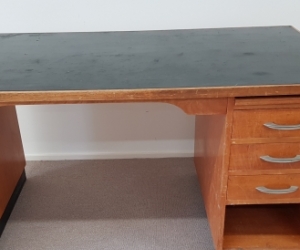 Desk, Wooden for Home or Office.