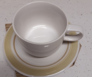 Ceramic crockery set