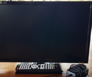 GVA 18.5 inch LED LCD DVD Combo TV