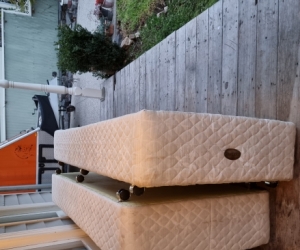King size bed base