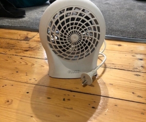 Portable electric heater