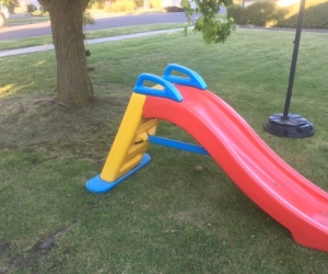 Small kids slide