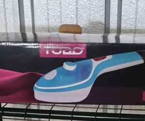 Steam brush for clothes