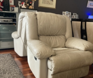 High mileage recliners x2