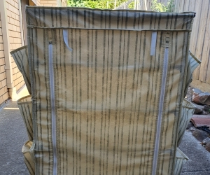 Portable clothes/shoes storage