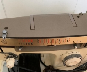 Singer Sewing Machine Model 7146