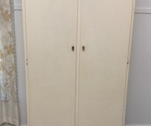 3 vintage cupboards with keys