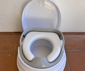 Portable potty