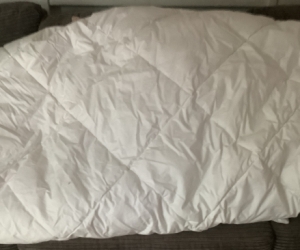 KING SIZE DOONA LIKE NEW