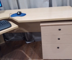 Teak Veneer corner desk in VGC