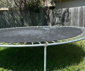 Trampoline