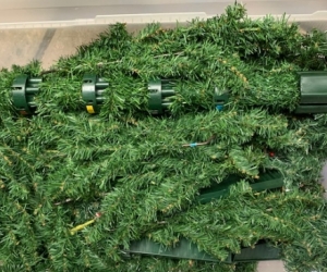 5 ft artificial Xmas tree