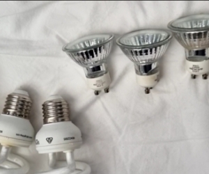 7 used globes: 3 Compact Fluro and 4 downlight globes