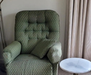 Very comfortable recliner.
